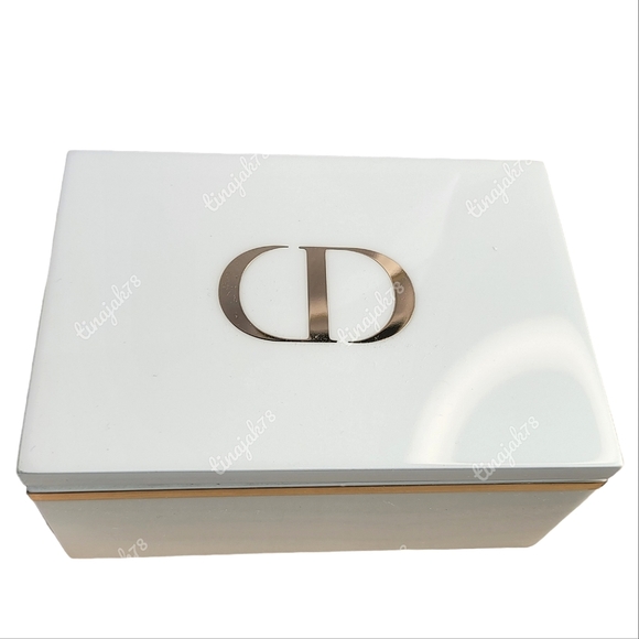 christian dior cotton pads